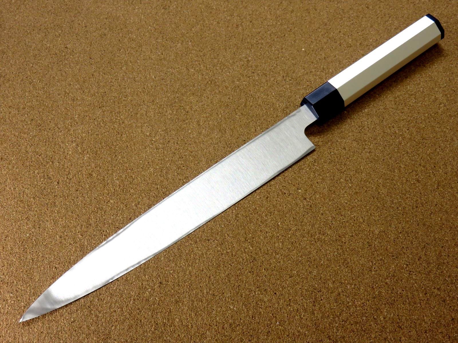 関の刃物 刺身包丁 270mm 大同特殊鋼製モリブデン 柳刃包丁 片刃 右利き 関の刃物 刺身包丁 270mm 大同特殊鋼製モリブデン 柳刃包丁 片刃 右