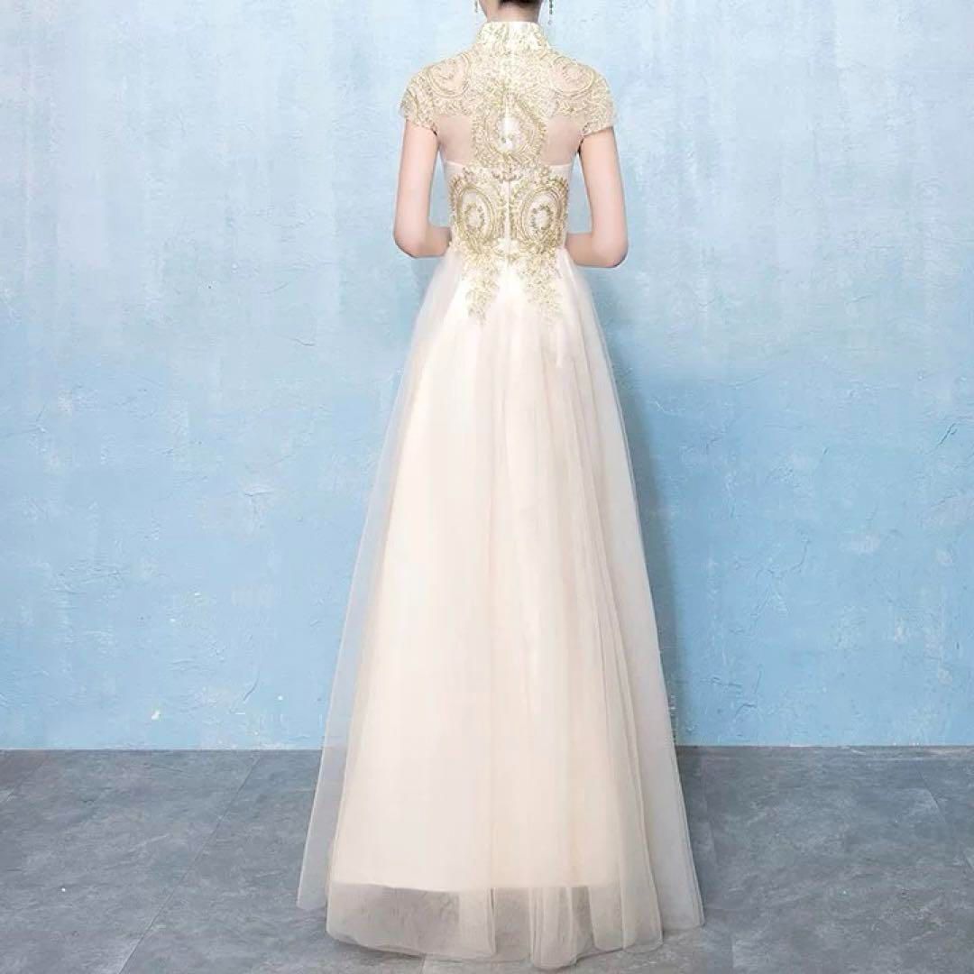 形は2種類 刺繍の美しいチュールイブニングドレス?.? - メルカリ