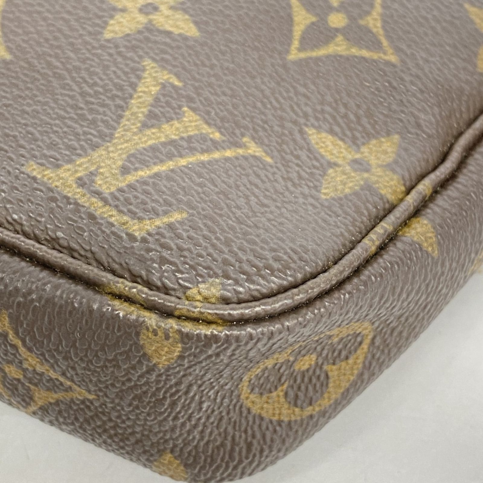 ルイヴィトン　ポーチ　アンティグア　ポシェット　ブラウン ルイヴィトン LOUIS VUITTON モノグラム ポシェット・アクセ
