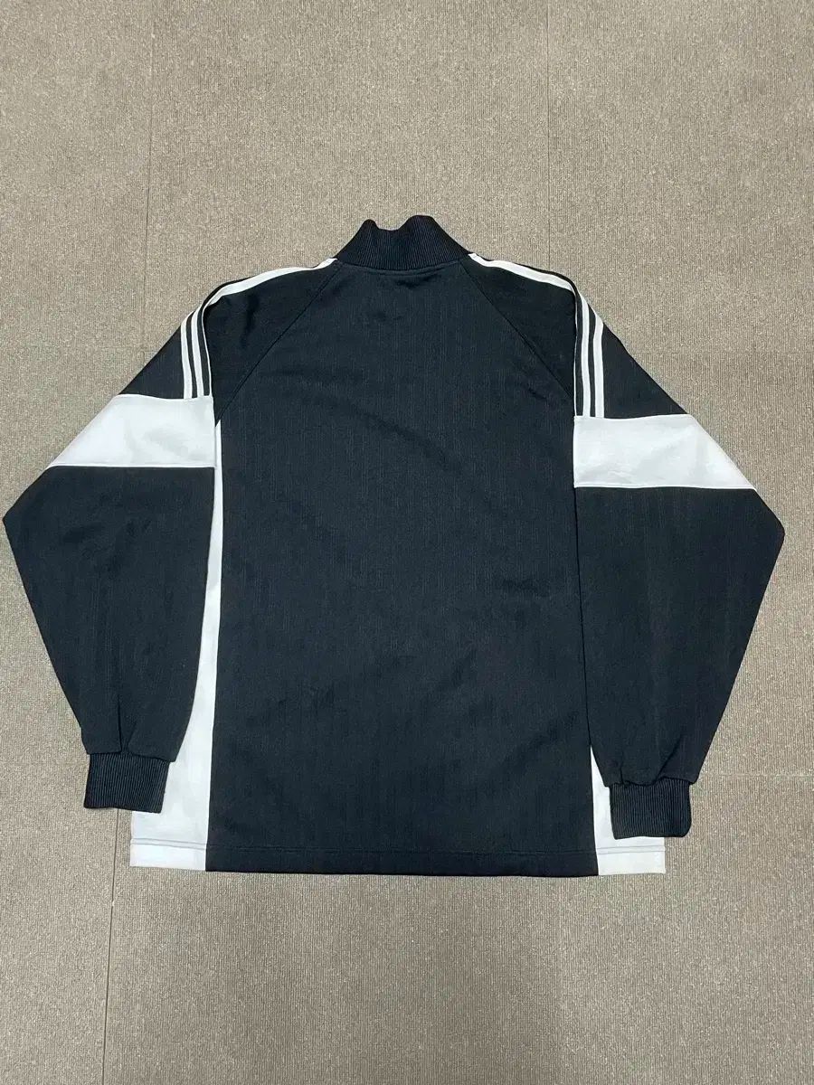 adidas 1980年ビンテージストライプジャケット 90年代 90s アディダス イクイップメント ブラック 黒 スポーツ
