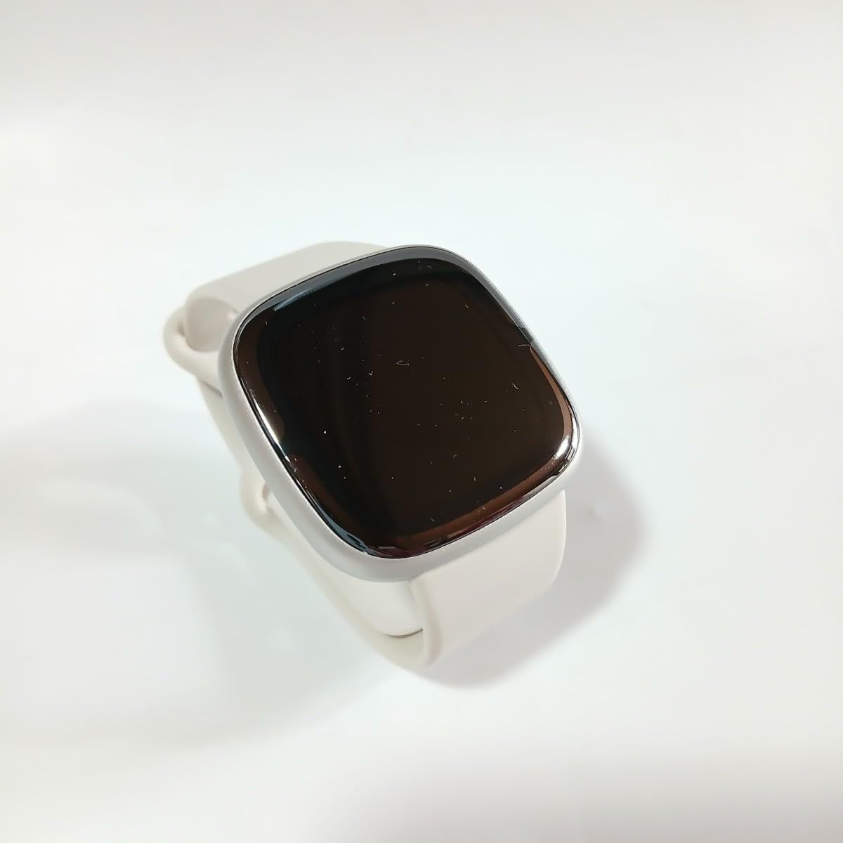 No.3813 Suica対応 Fitbit Sense 2スマートウォッチ ルナホワイト 6日間以上のバッテリーライフ|Alexa搭載|GPS搭載 FB521SRWT-FRCJK 日本正規品 Lunar White