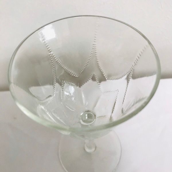 イギリス🇬🇧ヴィンテージ　1950年代　白ワイングラス