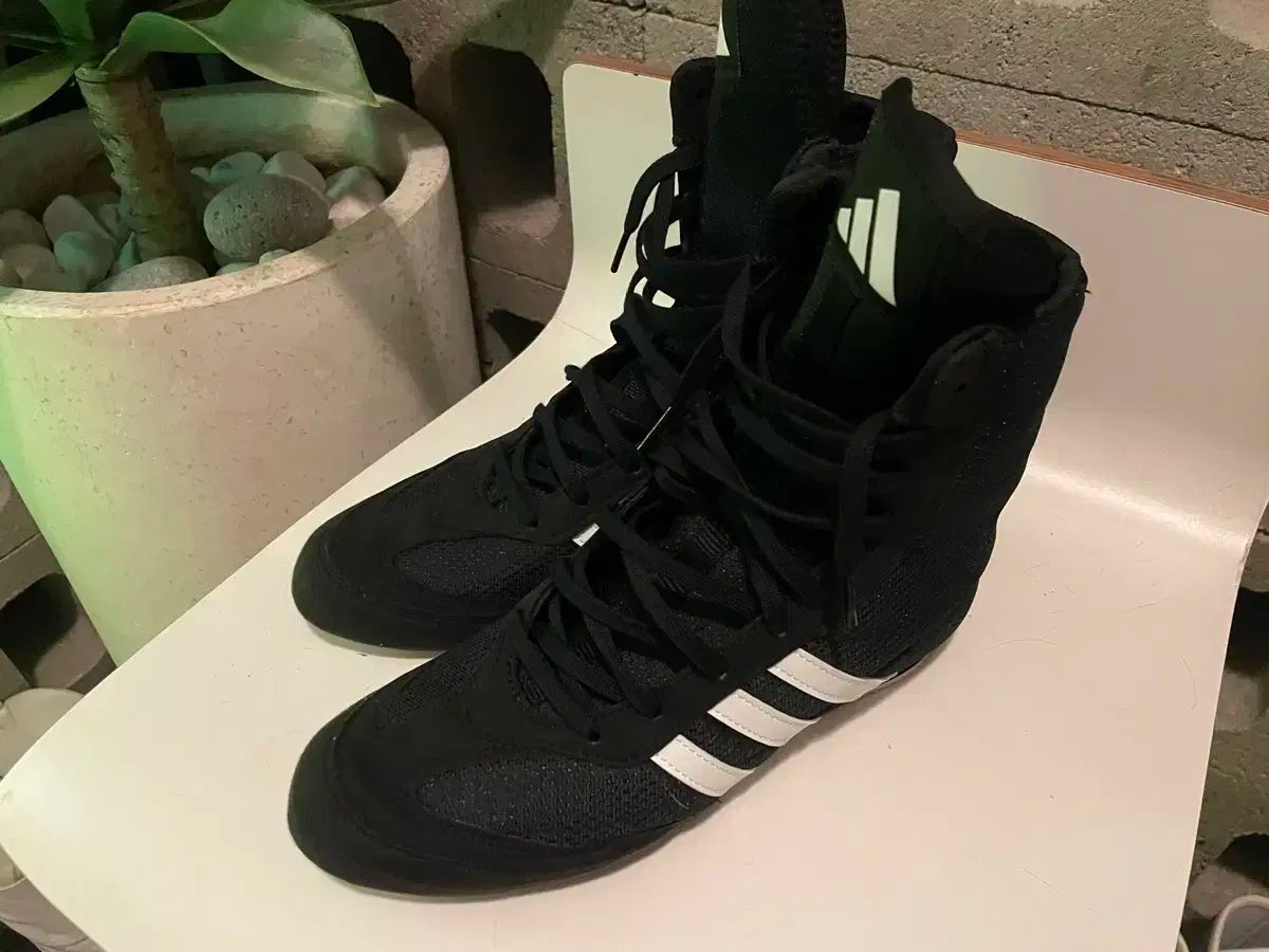 現代美術、木村二朗「語り部」6号油彩、新象作家展出品作 背景 鉛筆画