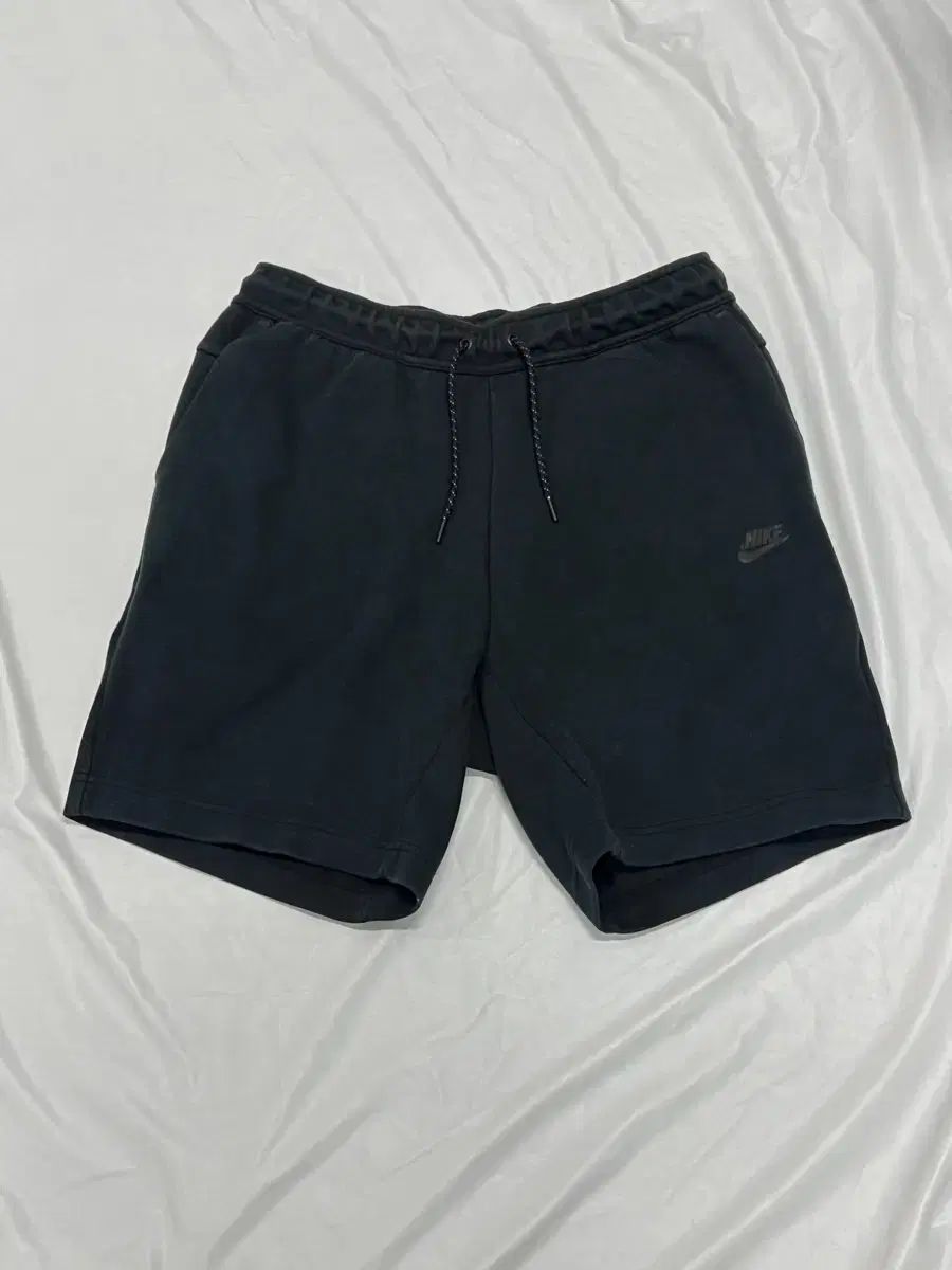 Nike(ナイキ） テックフリース ショートパンツ ハーフパンツ