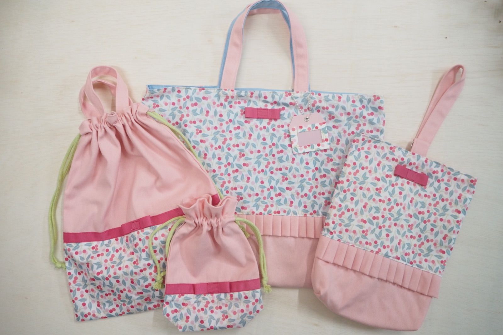 リバティ　ハンドメイド　通園バッグ　セット