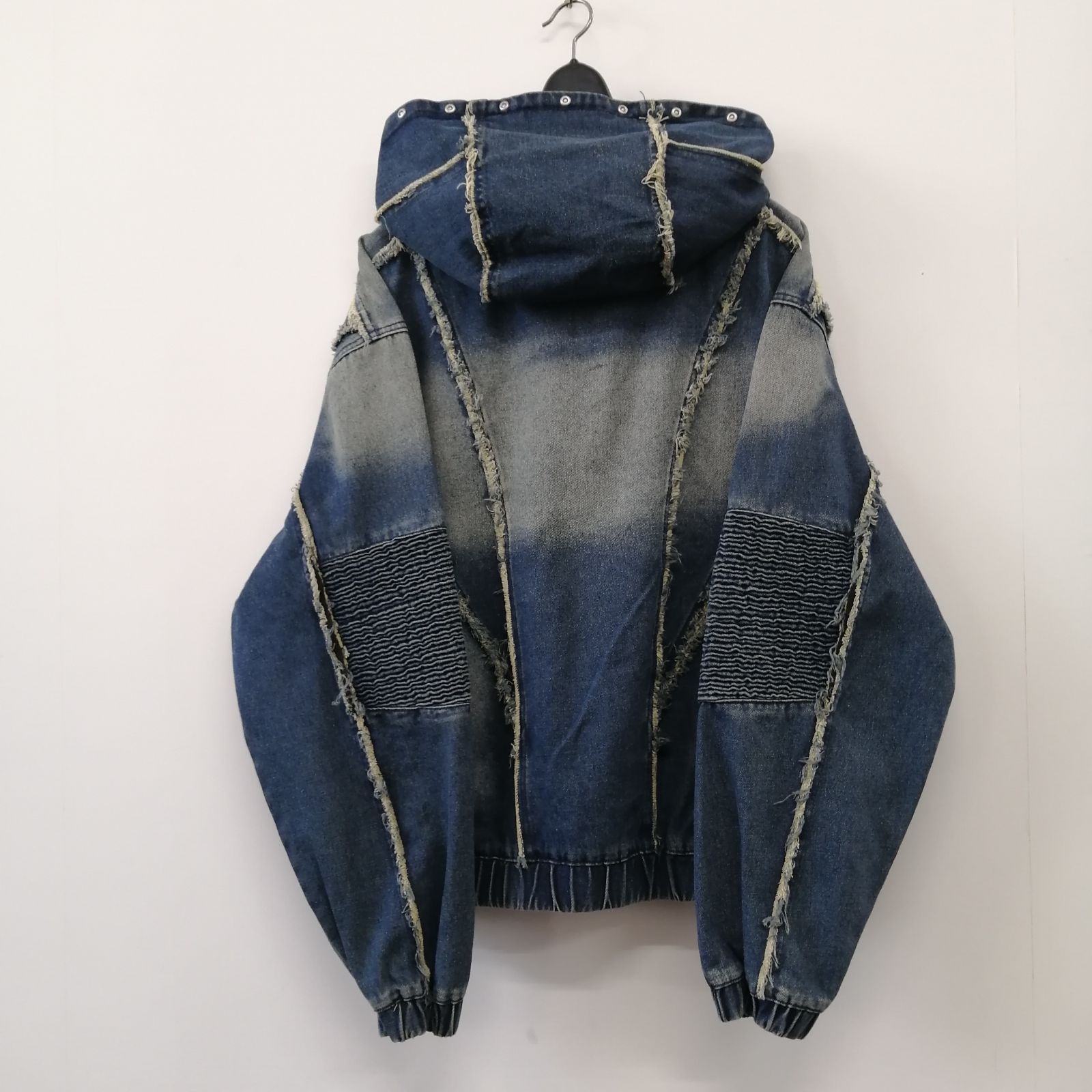 【入手困難】archive 絵画柄 ショートブルゾン 短丈 総柄 y2k 入手困難】archive 絵画柄 ショートブルゾン 短丈 総柄 y2k