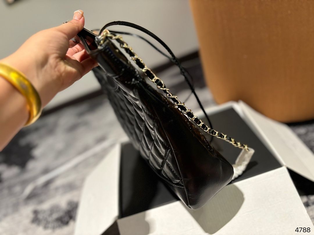 財布 ショルダーバッグ