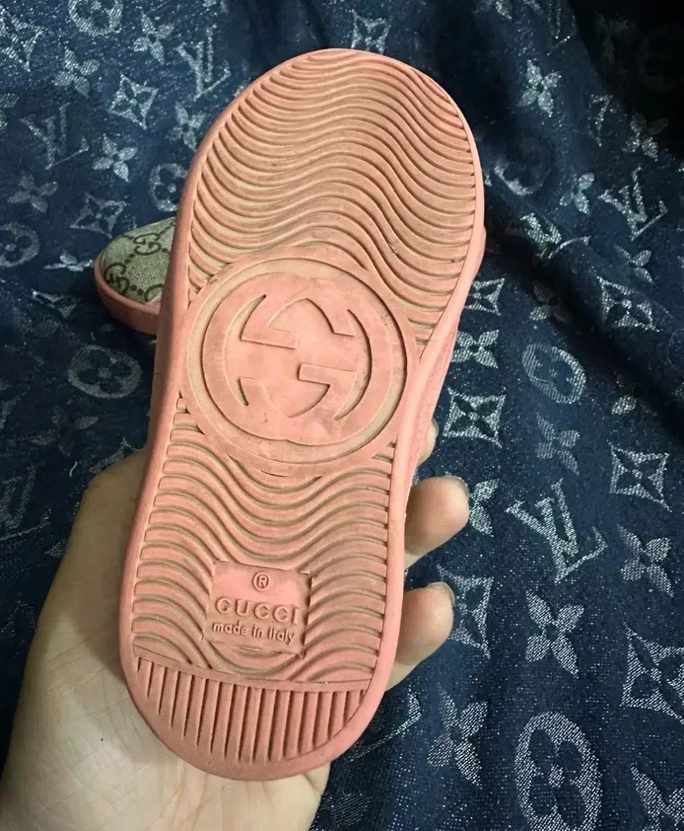 スニーカー