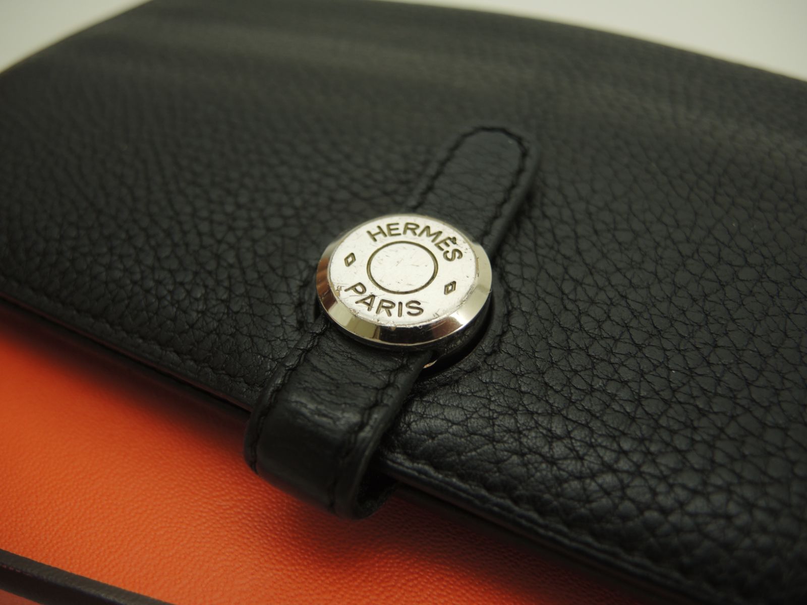 エルメス ドゴンロング トリヨンクレマンス 黒 2折長財布 シルバー金具