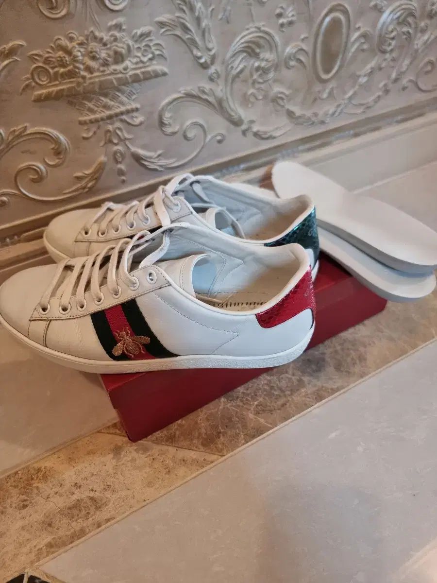 GUCCI グッチ スニーカーズ 36 240