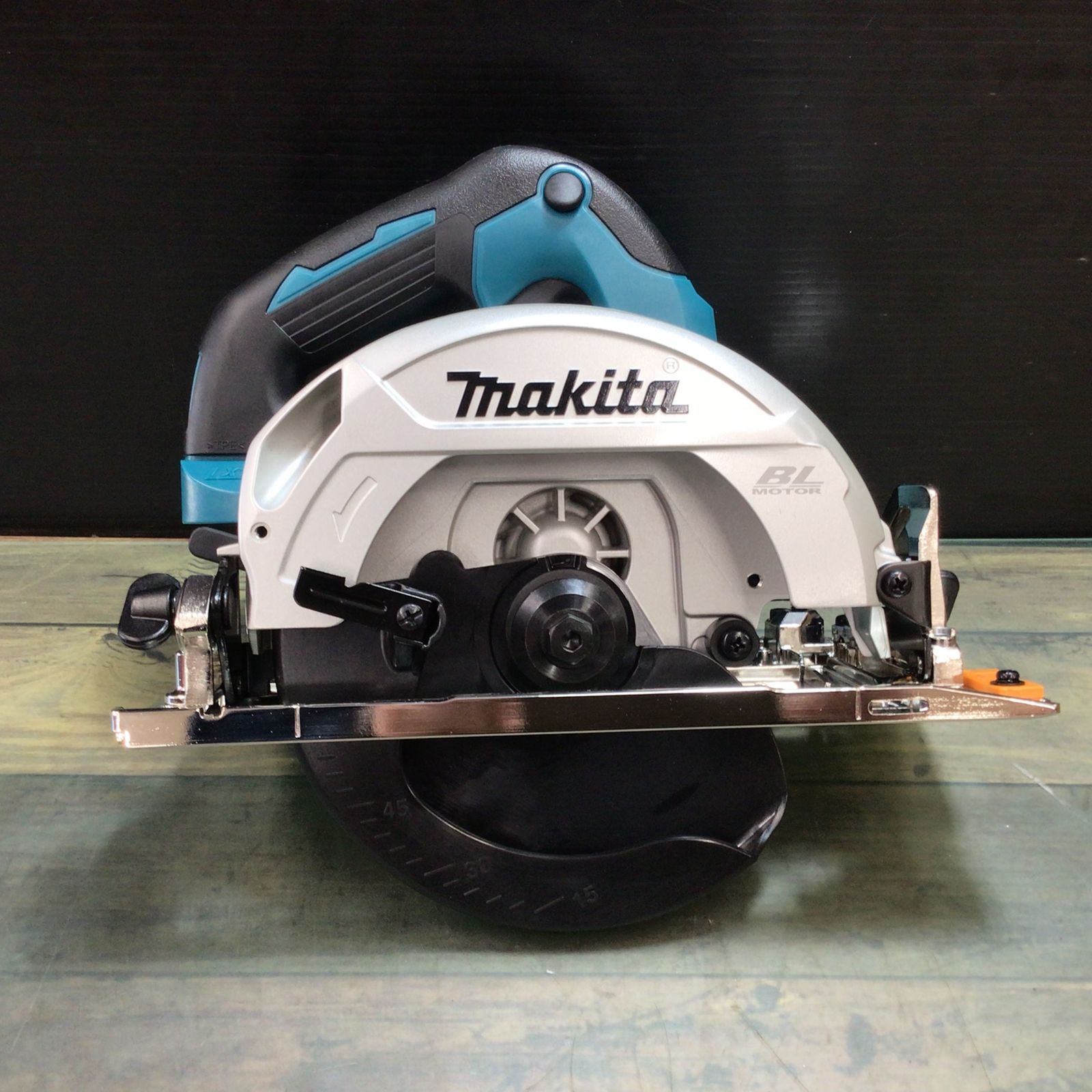 ★マキタ(makita) コードレス丸のこ HS610DZ【東大和店】