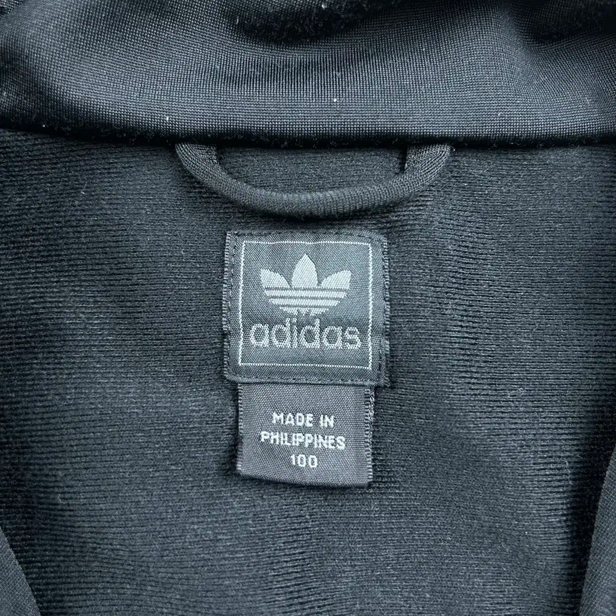 100