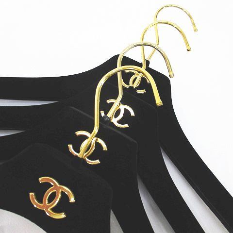 CHANEL ベロアハンガー 4本セット