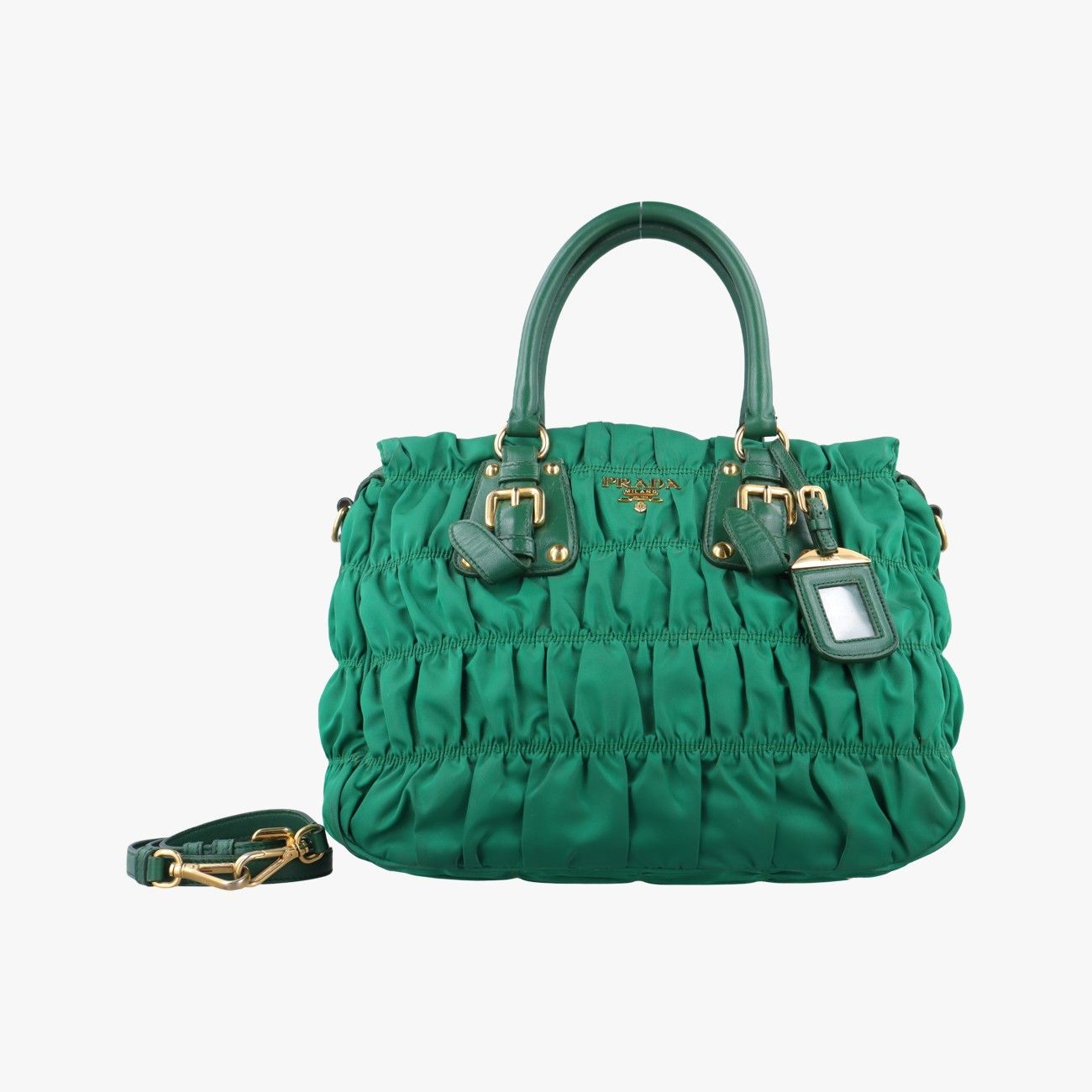 PRADA オリーブグリーン サコッシュ　【匿名発送】 PRADA オリーブグリーン ナイロンバッグ - メルカリ