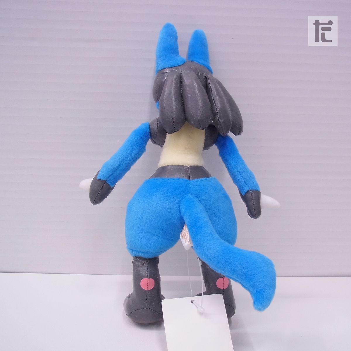 ポケモンセンター　ルカリオ　ぬいぐるみ　2006 ポケモンセンター ルカリオ ぬいぐるみ 2006 - メルカリ