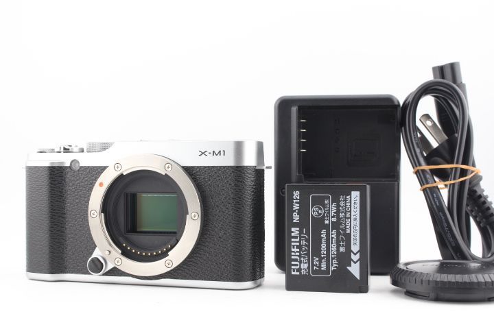 富士フイルム X-M1 ミラーレスデジタルカメラボディ シルバーFujifilm 富士フイルム X-M1 ミラーレスデジタルカメラボディ シルバー