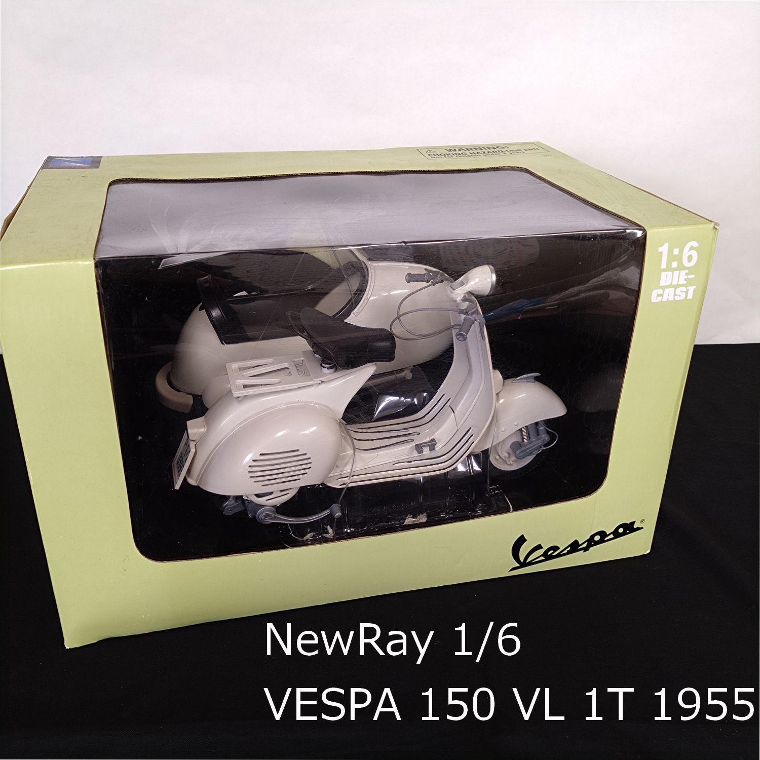 ニューレイ社 VESPA ベスパ150 サイドカー 1/6スケール 箱付き 未使用