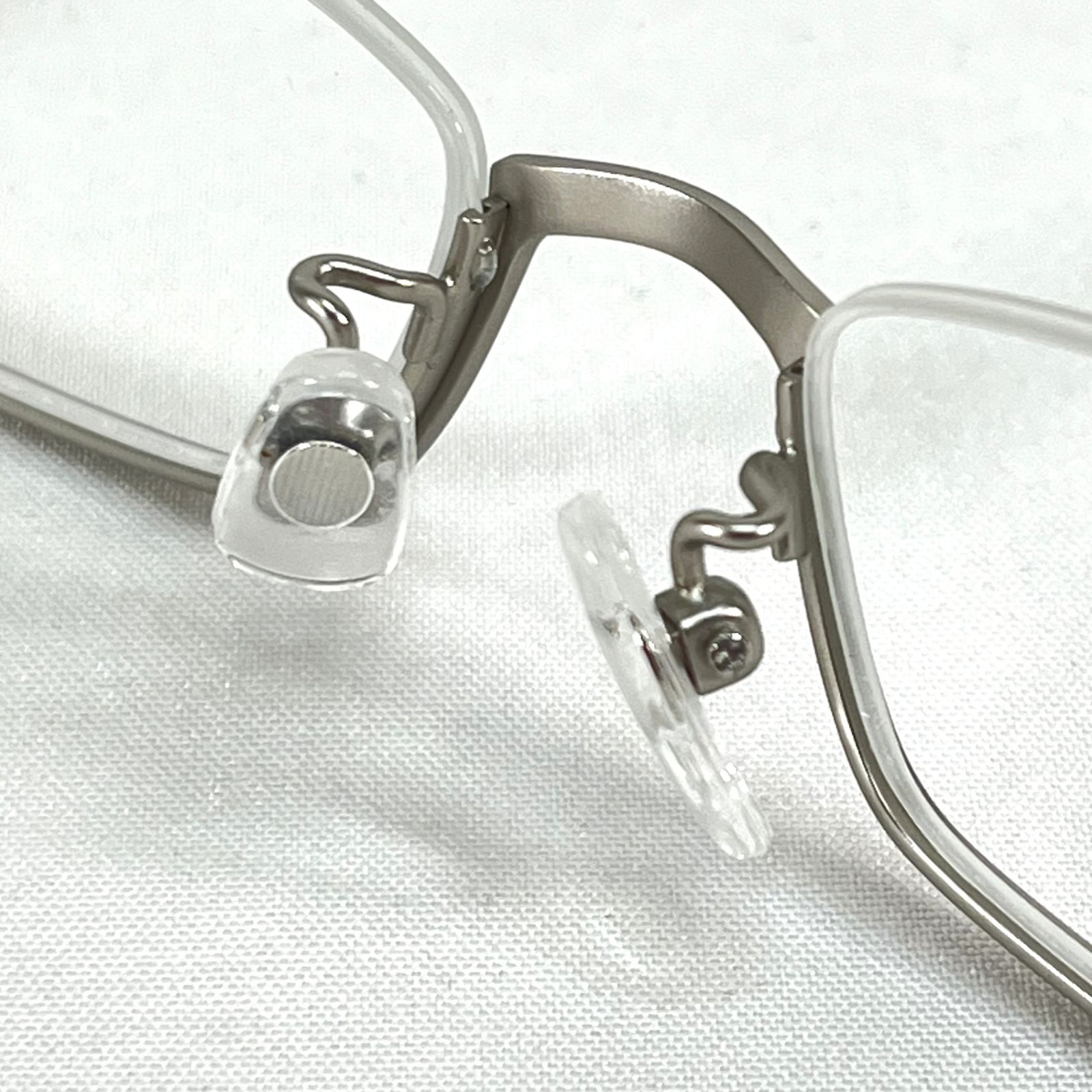 白上フブキ 執事眼鏡