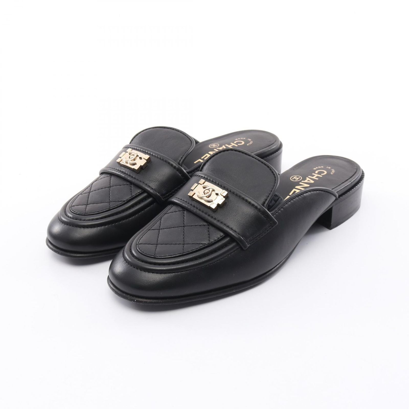 CHANEL シャネル ボーイシャネル マトラッセ ミュール