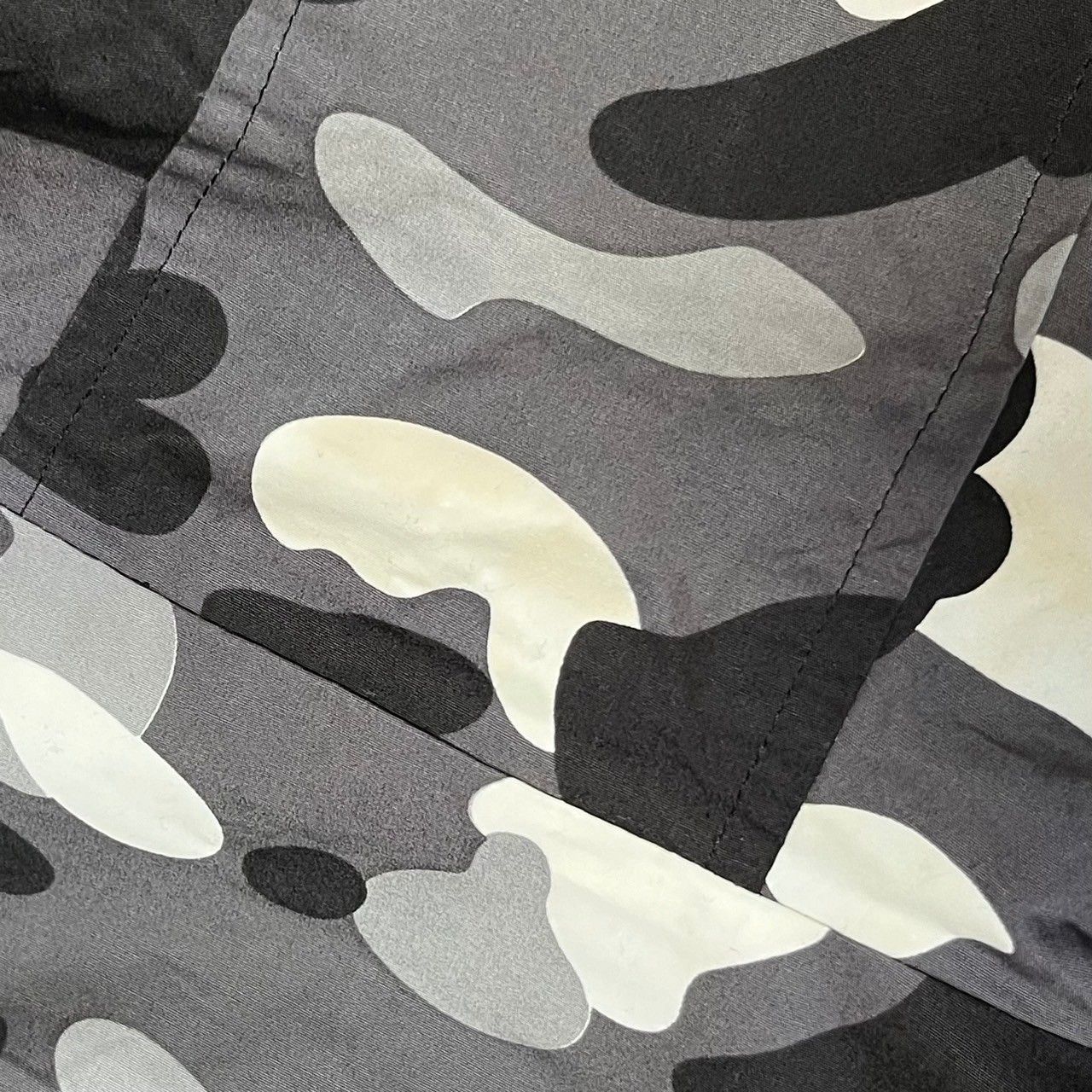 A BATHING APE アベイシングエイプ SAMPLE 1stカモ リバーシブル 