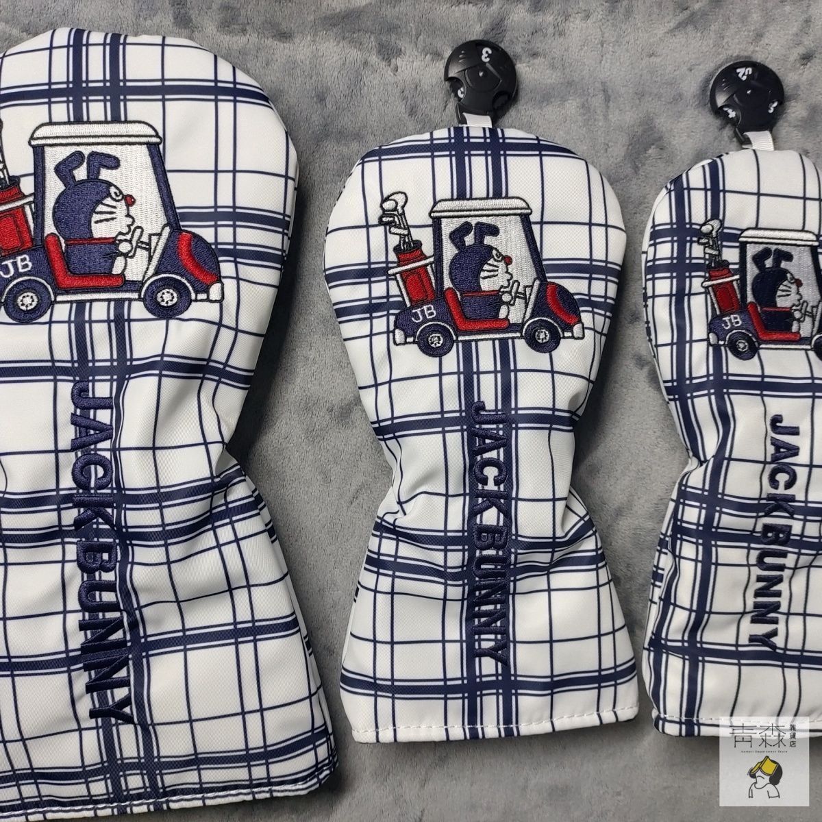 【新製品4点セット】かわいい刺繍ドラえもんゴルフクラブカバー ヘッドカバー 白色 新品 可愛いドラえもん刺繍 ゴルフヘッドカバー 4点セット