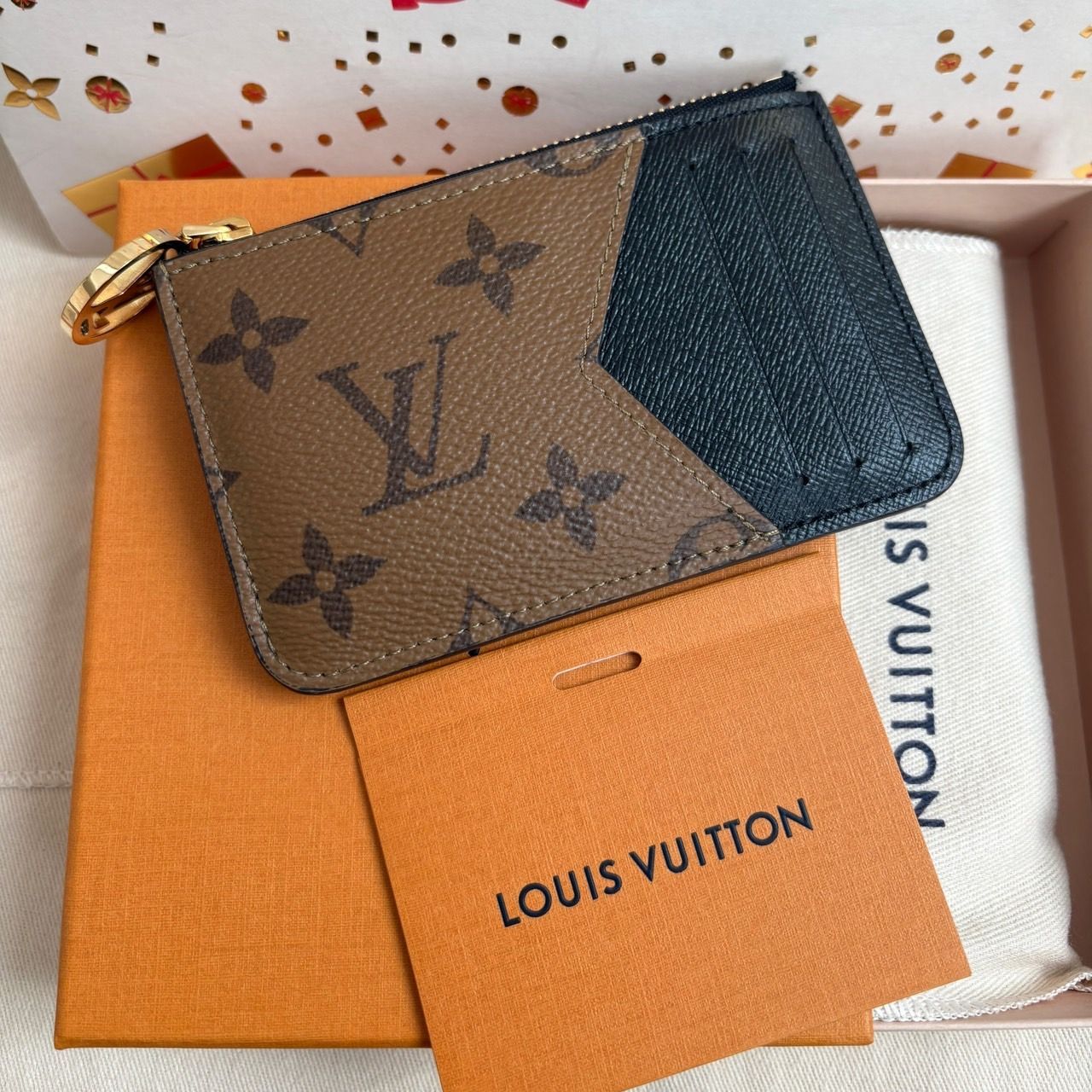 使用わずか】ルイヴィトン モノグラム カードケース ポルト カルト