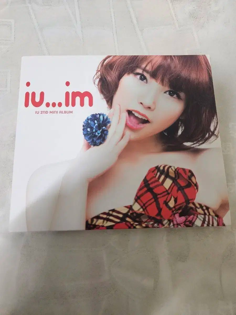 未開封新品) IUのアルバムミニ2集IU IM 【公式通販】