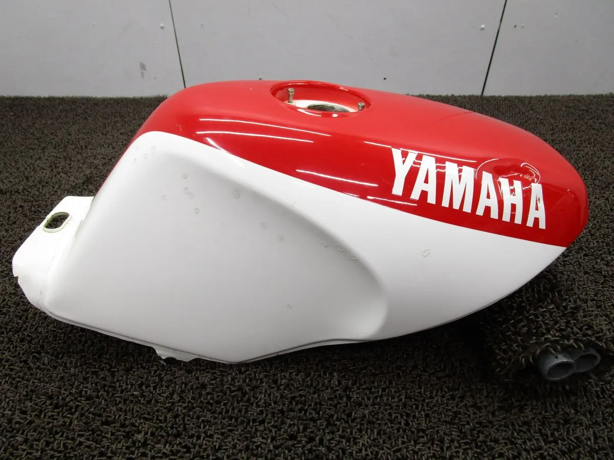 2025年最新】RZ250 ガソリンタンクの人気アイテム - メルカリ