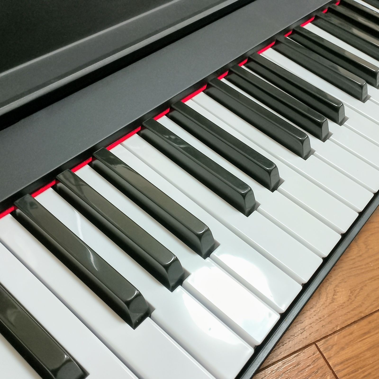 TERENCE TS-01 MIDI対応 電子キーボード 61鍵盤 スタンド付き 【公式通販】
