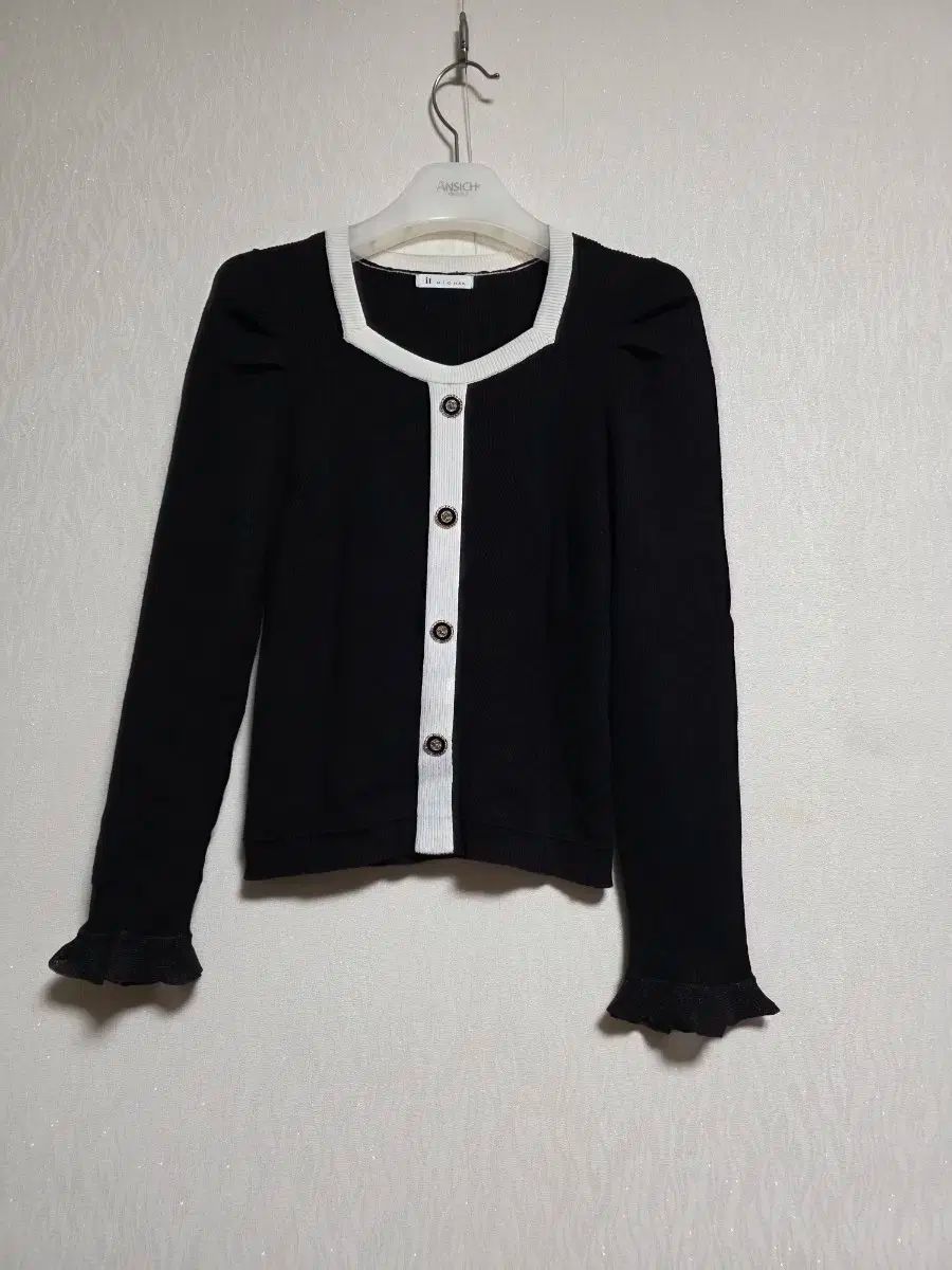 itMICHAA イッミシャ スクエアネック ニット プルオーバー