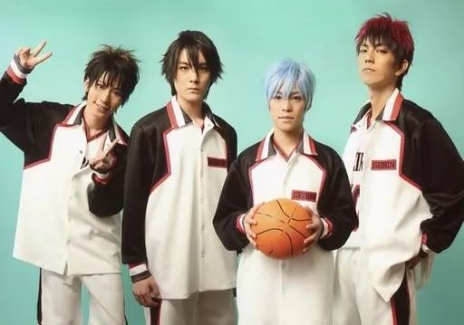 [Used] Raw Photo (Male) Group (4 People) /Horizontal, Above Knee, Costume White, Light Blue Background, Character Shot/Seirin 1/Stage “Kuroko's Basketball: The Encounter” Student Photo by School