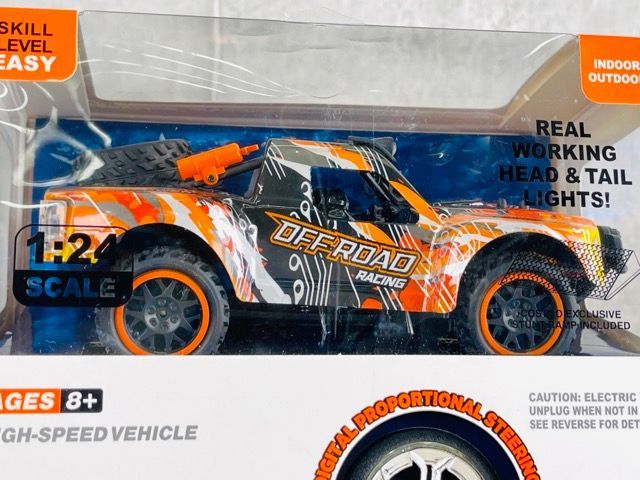 新品 訳有 パワークレイズ オフロードレーサー ラジコン 1:24