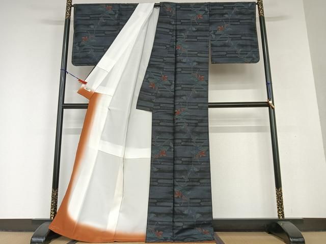 平和屋着物●本場大島紬　9マルキ　花唐草文　黒地　正絹　逸品　未使用　AAAV7024zg 平和屋着物○本場大島紬 9マルキ 花唐草文 黒地 正絹 逸品 未使用