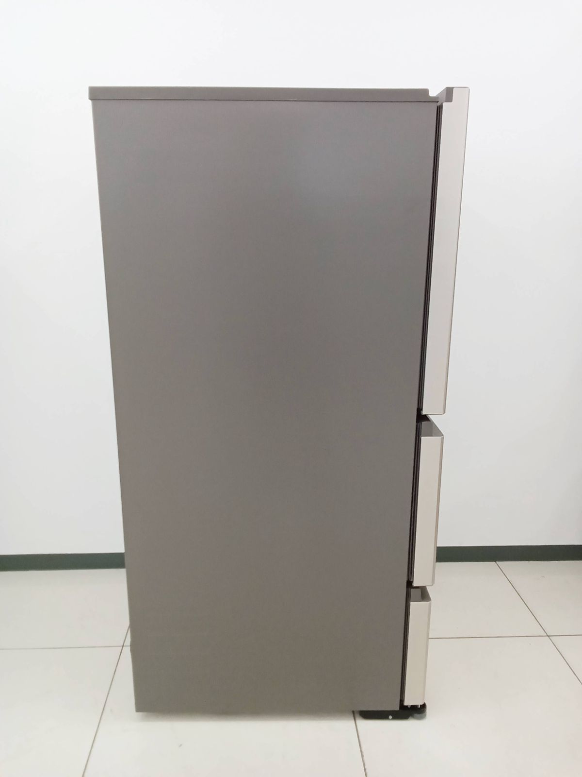 AQR-26R