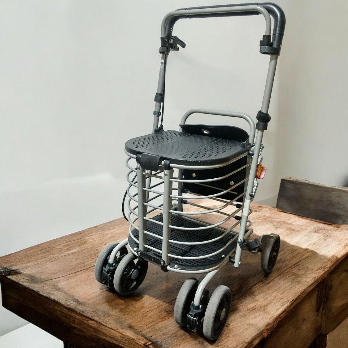 島製作所 シルバーカー ハーモニーAL２ 買い物カート高齢者 手押し車 ショッピングカート 歩行器 手押しカート 人生の大先輩用