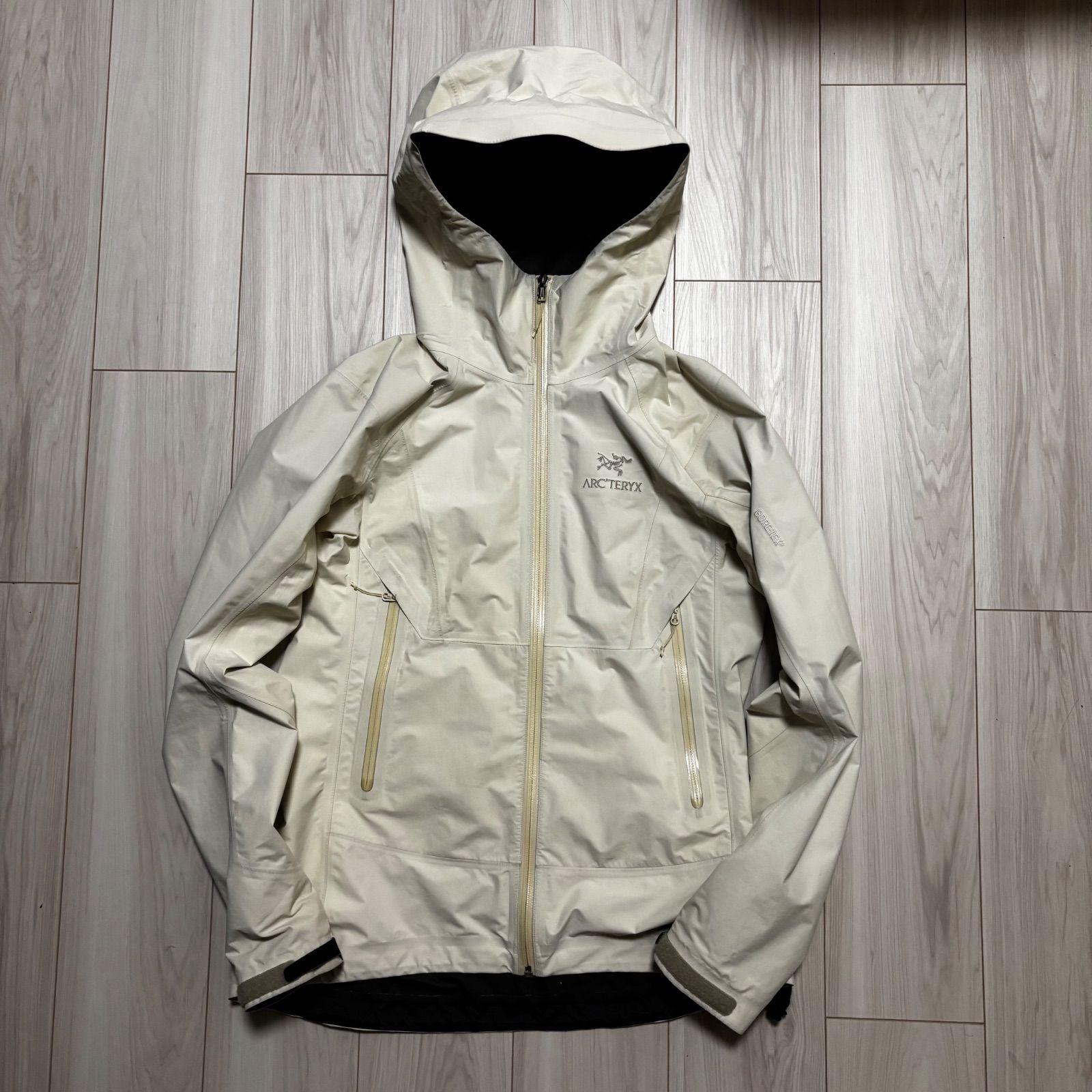 アークテリクス ベータSL women s S ホワイト arc teryx beta SL size M blue