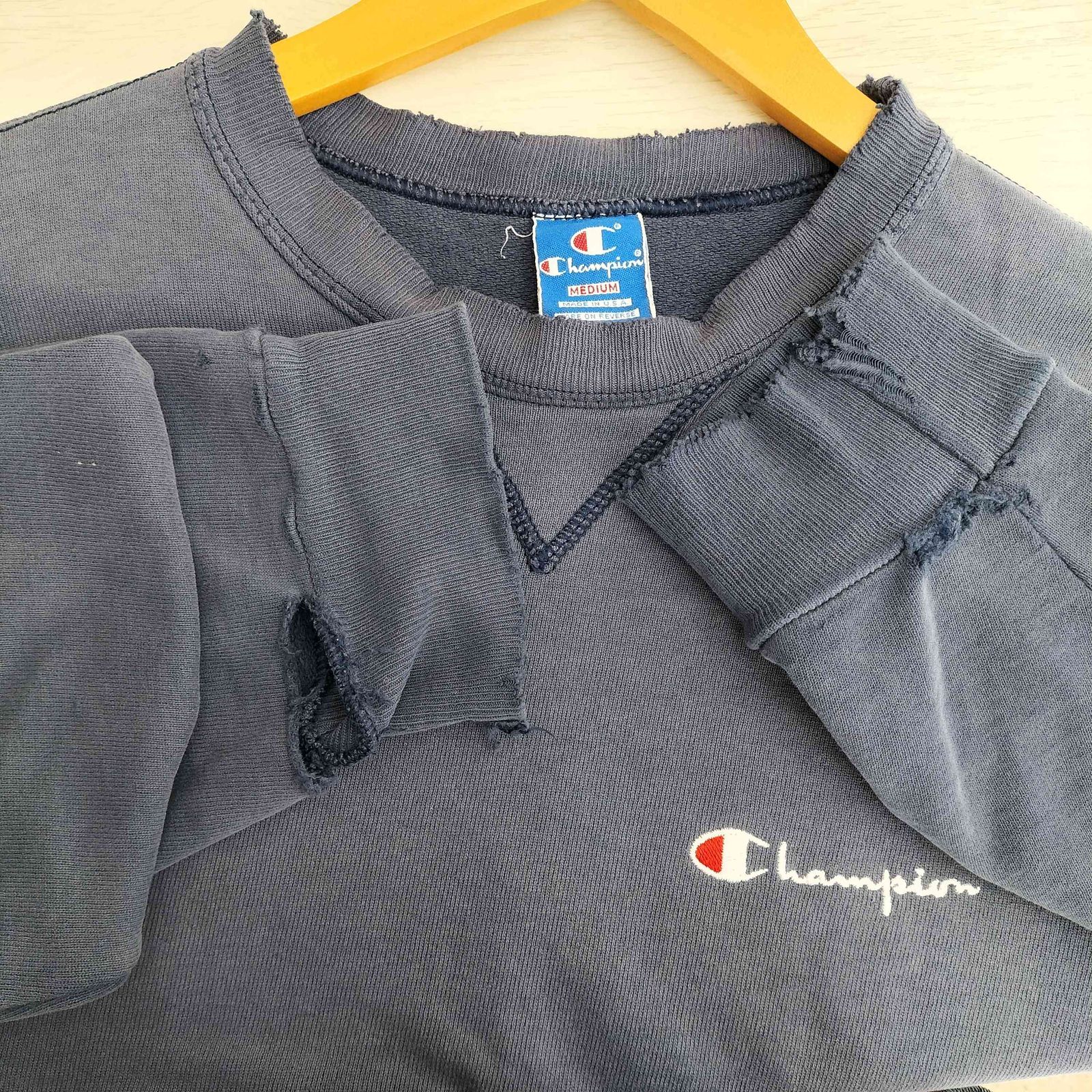 90s USA製 Champion 前V ロゴ刺繍 スウェット 青タグ チャンピオン Champion 90S USA製 青タグ 前V ロゴ刺繍