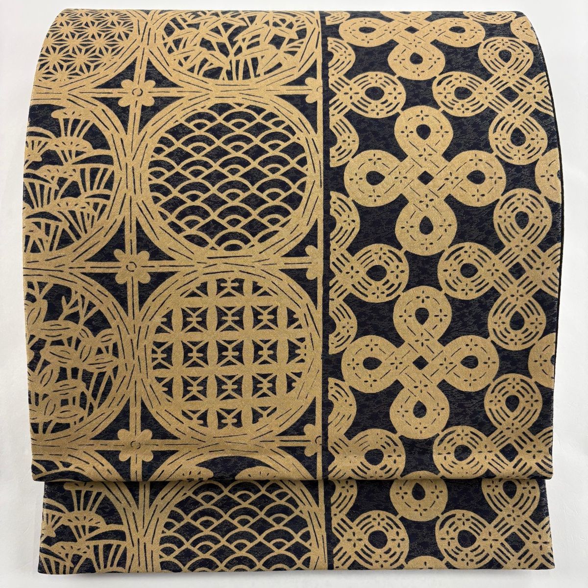 竹笹 洒落袋帯 金彩 手描き 鬼しぼちりめん 正絹 Q1180 竹笹 洒落袋帯 金彩 手描き 鬼しぼちりめん 正絹 Q1180 袋帯 – EMON