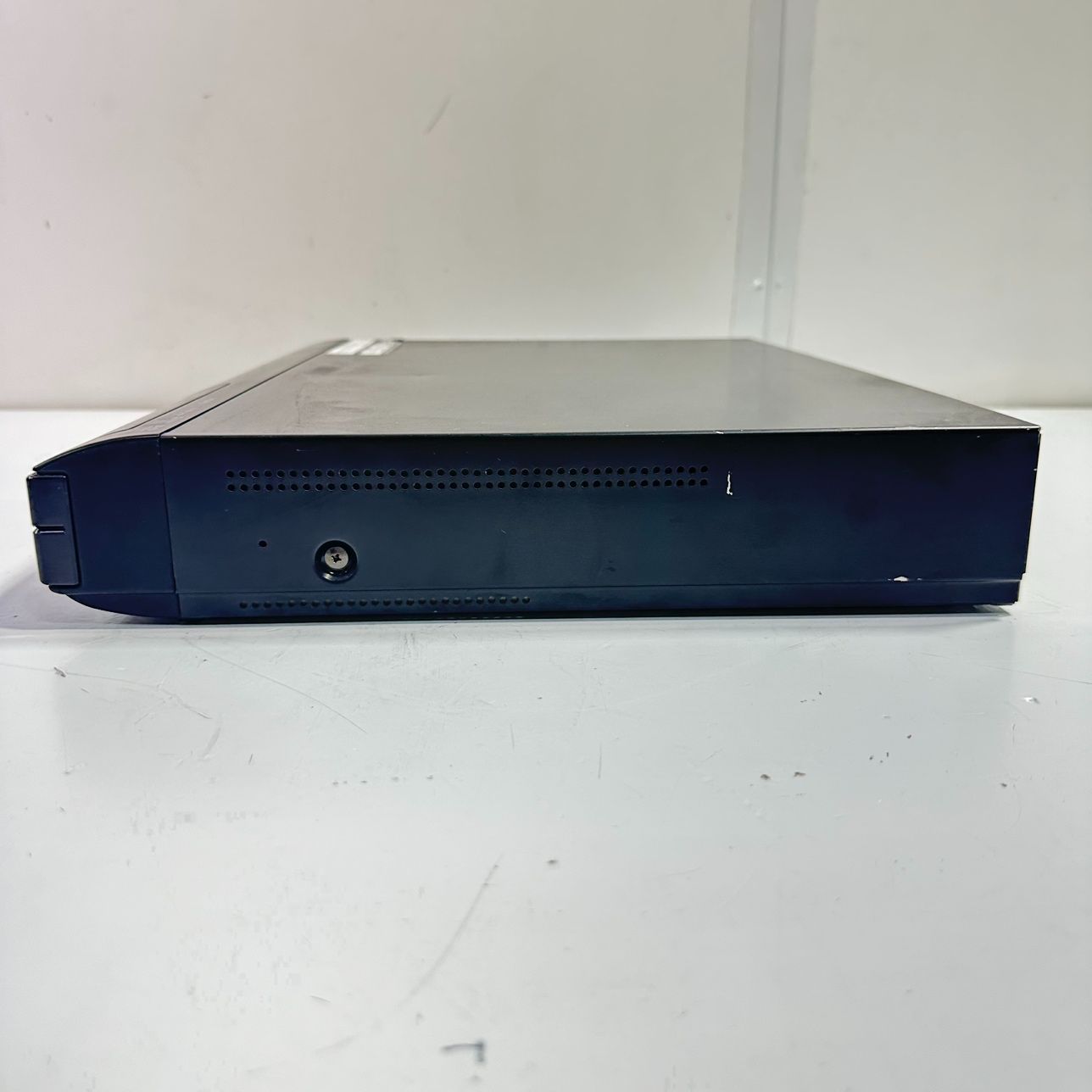 SHARP BD-W1600 ブルーレイディスクレコーダー 良品 SHARP BD-W1600 ブルーレイレコーダー 1TB 2番組同時録画
