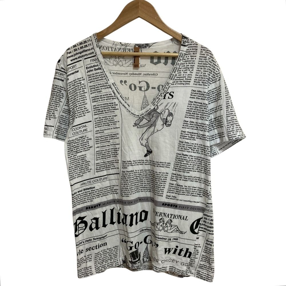 美品 John Galliano ジョンガリアーノ 新聞 ニュースペーパー柄 V