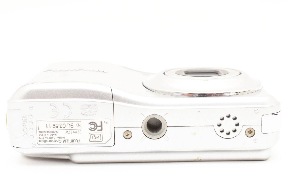 便利な単三電池で使用】FUJIFILM 富士フイルム FINEPIX A170 