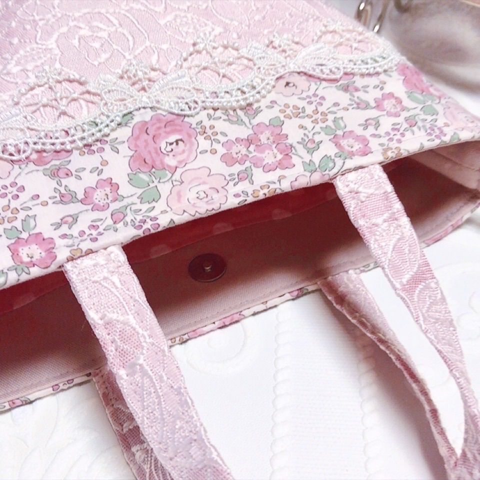rose レース