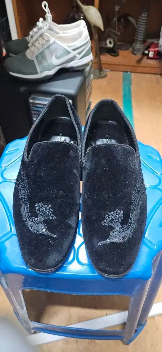 アレクサンダー alexander mcqueen アレキサンダーマックイーン 靴