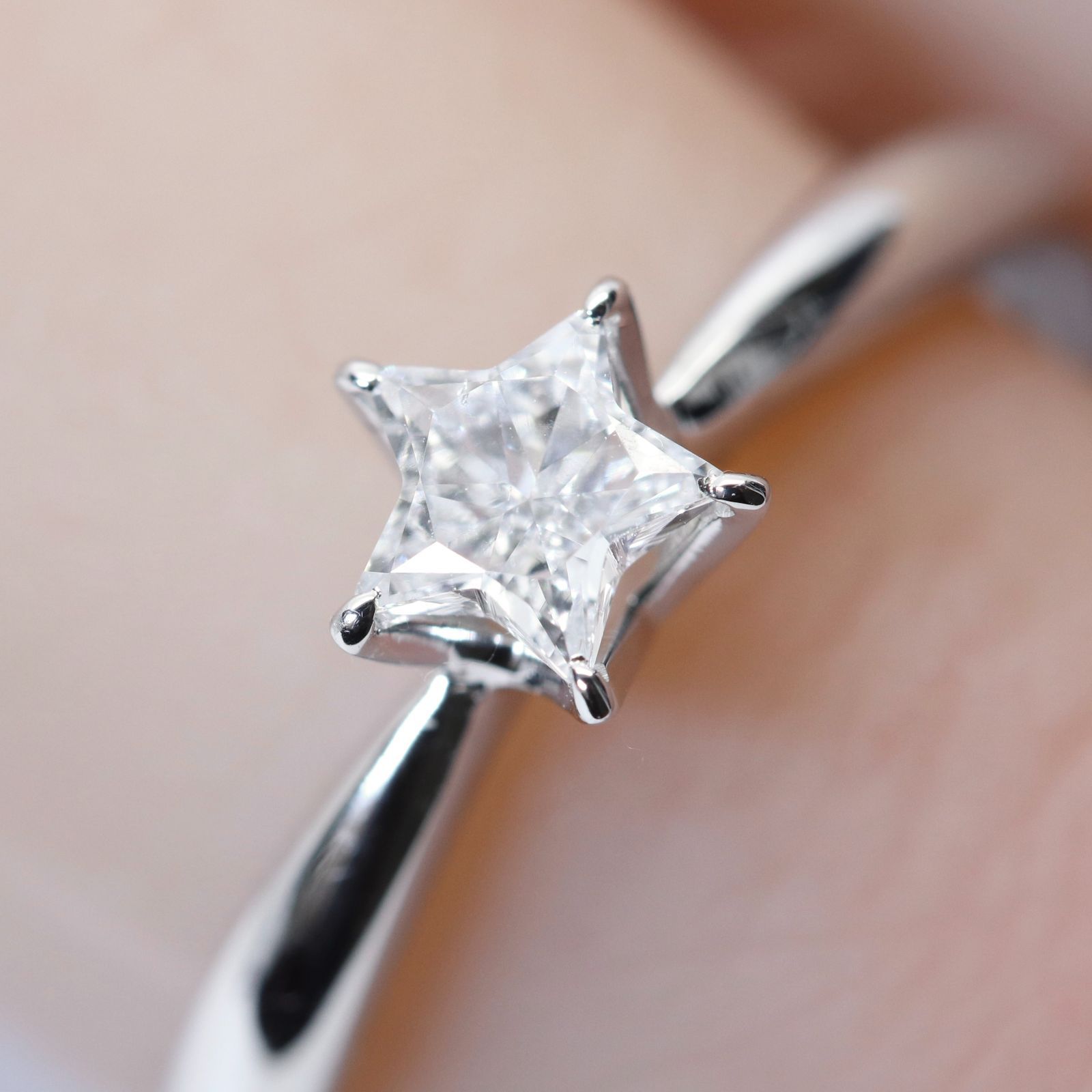海外並行輸入正規品 スターカット プラチナ 美品 ダイヤ リング/24-3163S 0.267ct アクセサリー