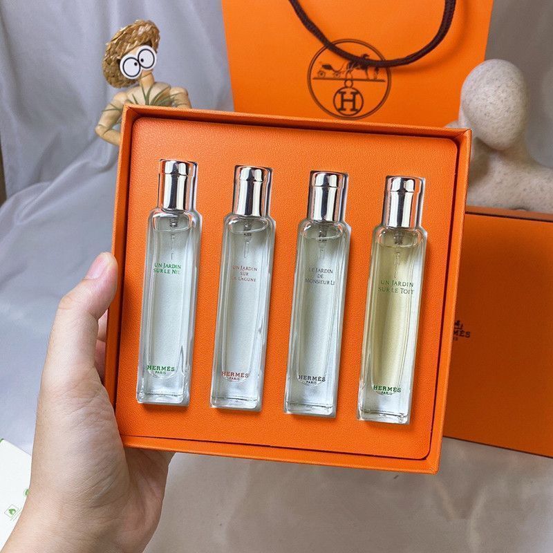 HERMES エルメス ガーデン コレクション ノマド セット 15ml×4 ラグーナの庭 シテールの庭 李氏の庭 ナイルの庭 オードトワレ 香水