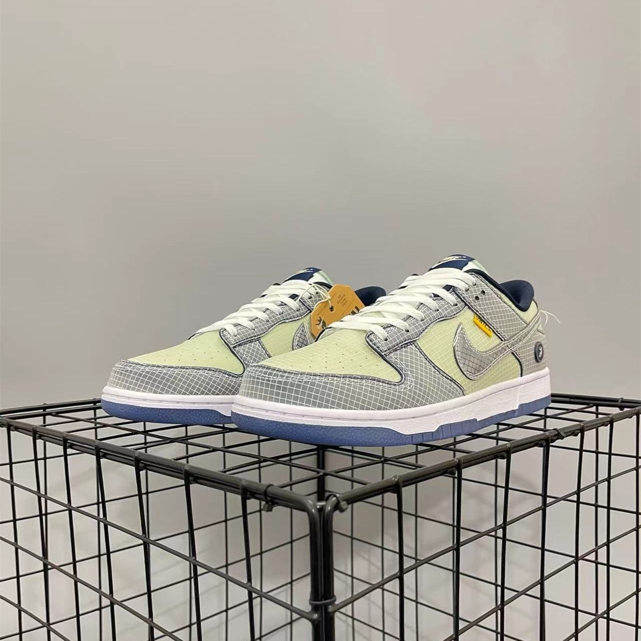 Nike ユニオン × ダンク ロー パスポートパック 