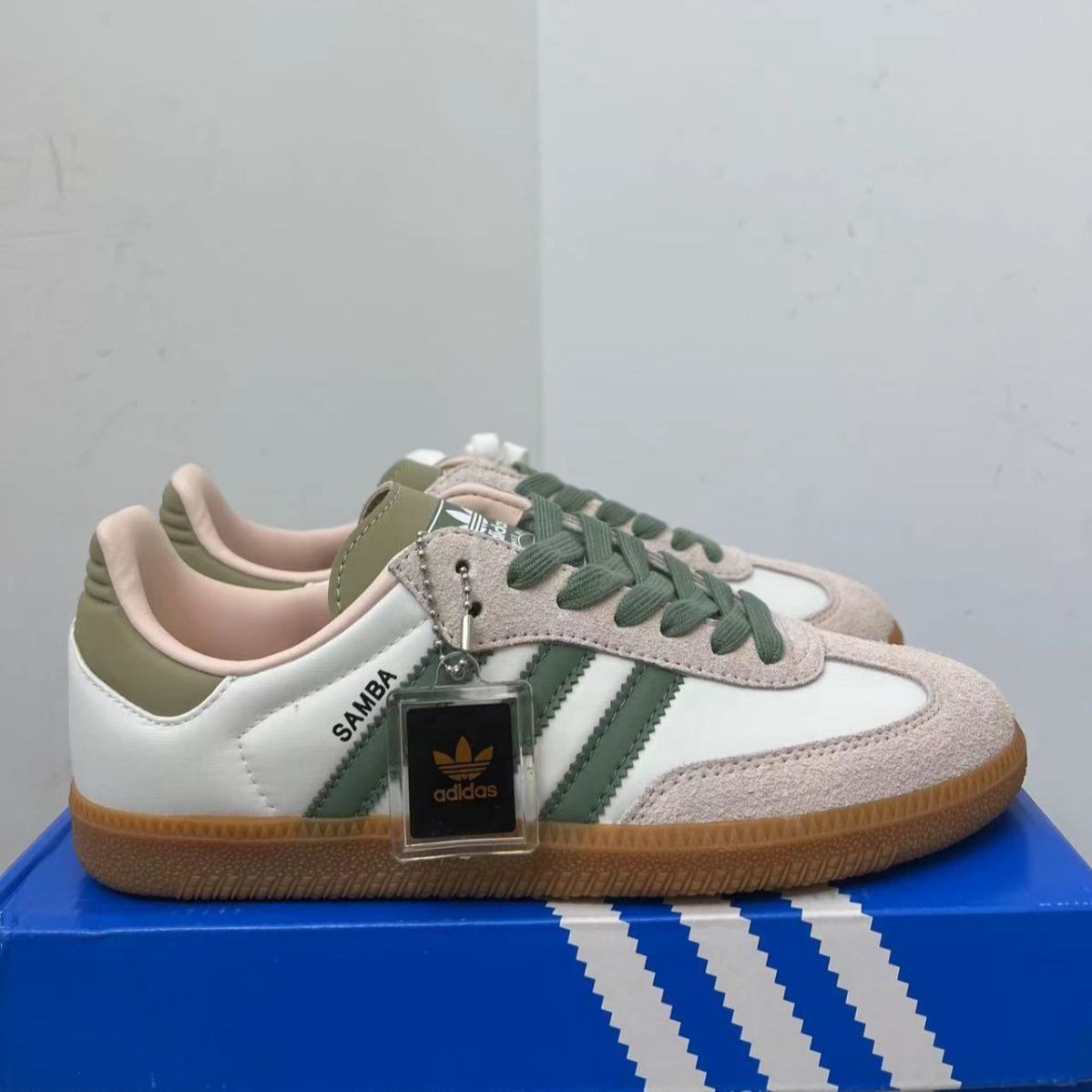 新品未使用 アディダス adidas Samba OG スニーカー