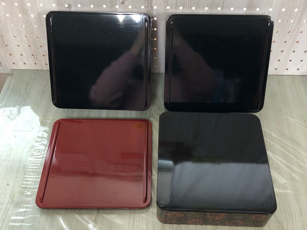 3-▲津軽塗り 唐塗 三段重 重箱 漆器 伝統工芸 箱付き 高級美術漆器 恵比須屋 3段サイズ高さ約18×横18×奥行20cm 1段の深さ約5cm キズあり 3-△津軽塗り 唐塗 三段重 重箱 漆器 伝統工芸 箱付き 高級美術
