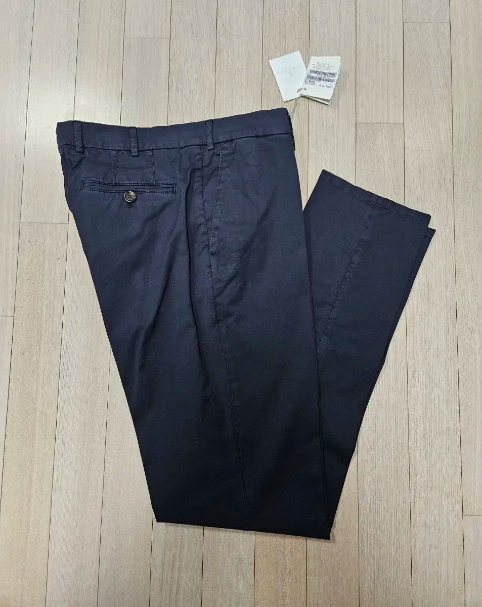 ブルネロ BRUNELLO CUCINELLI ブルネロクチネリ ネイビー コットン パンツ パンツ 52