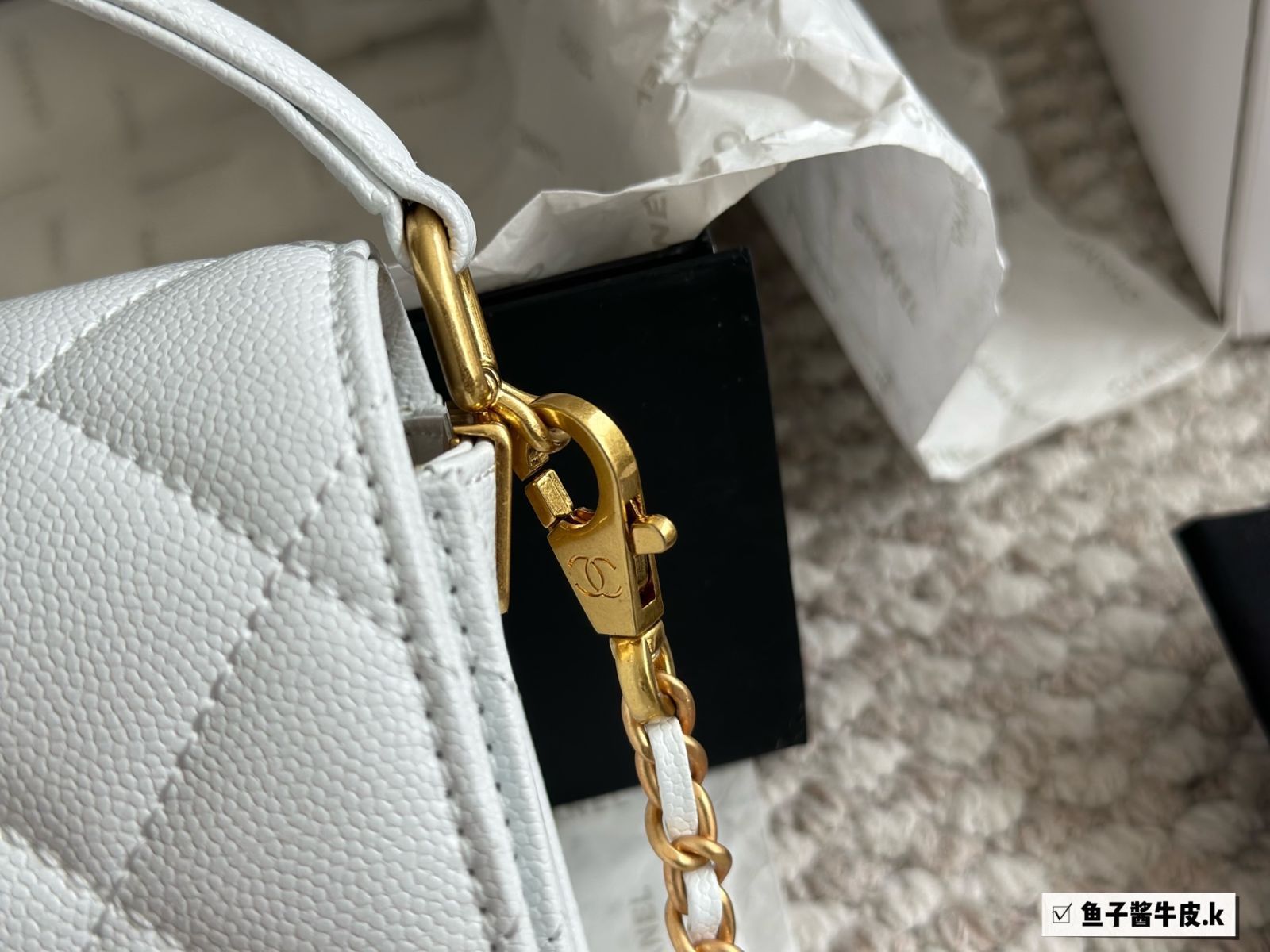 美品【CHANEL】キャビアレザー ルボーイ フラップ バック 今日特価】Chanel 24K シャネル 24K ハンドル フラップバッグ